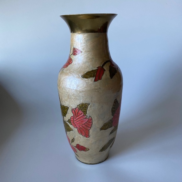 Vintage Enamelled Brass Vase: Hand Painted Roses, Made in India - Picture 4 of 8